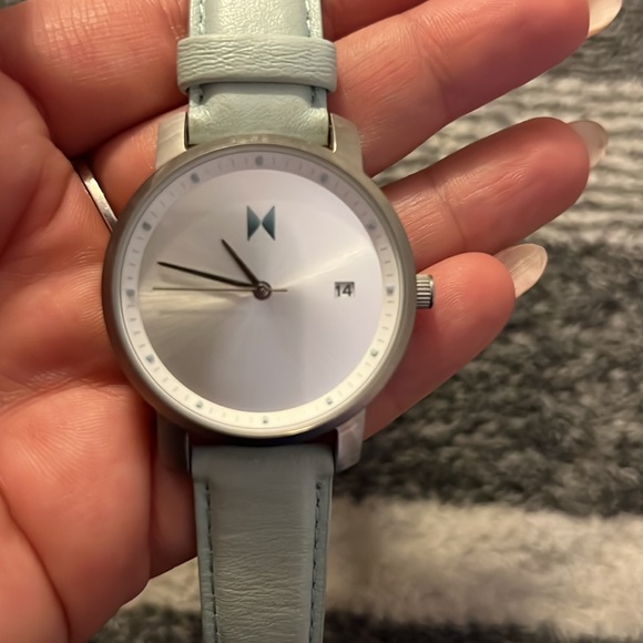 MVMT light blue/silver watch - Picture 6 of 7